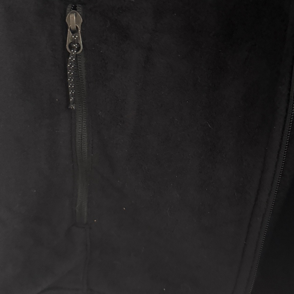 Eddie Bauer Black Men's Fleece Vest - Picture 4 of 5